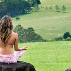 10 motive pentru care merită sa mergi într-un Yoga Retreat